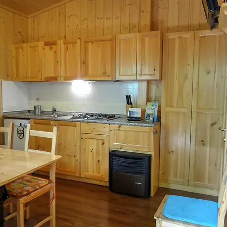 Stura River Village Rafting פארק נופש 2*