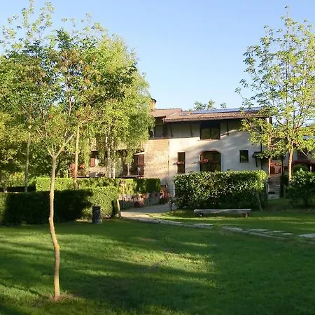 Stura River Village Rafting 홀리데이파크 카이올라