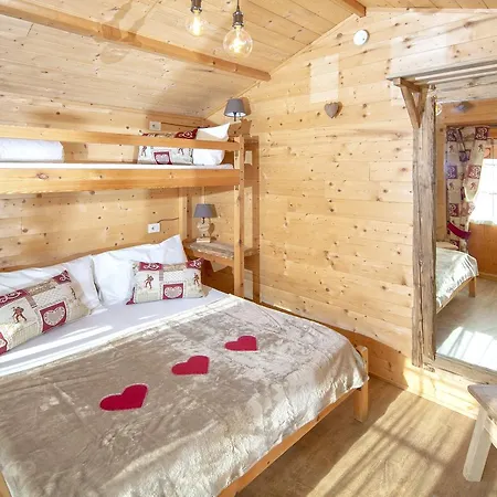 Stura River Village Rafting 홀리데이파크 2*